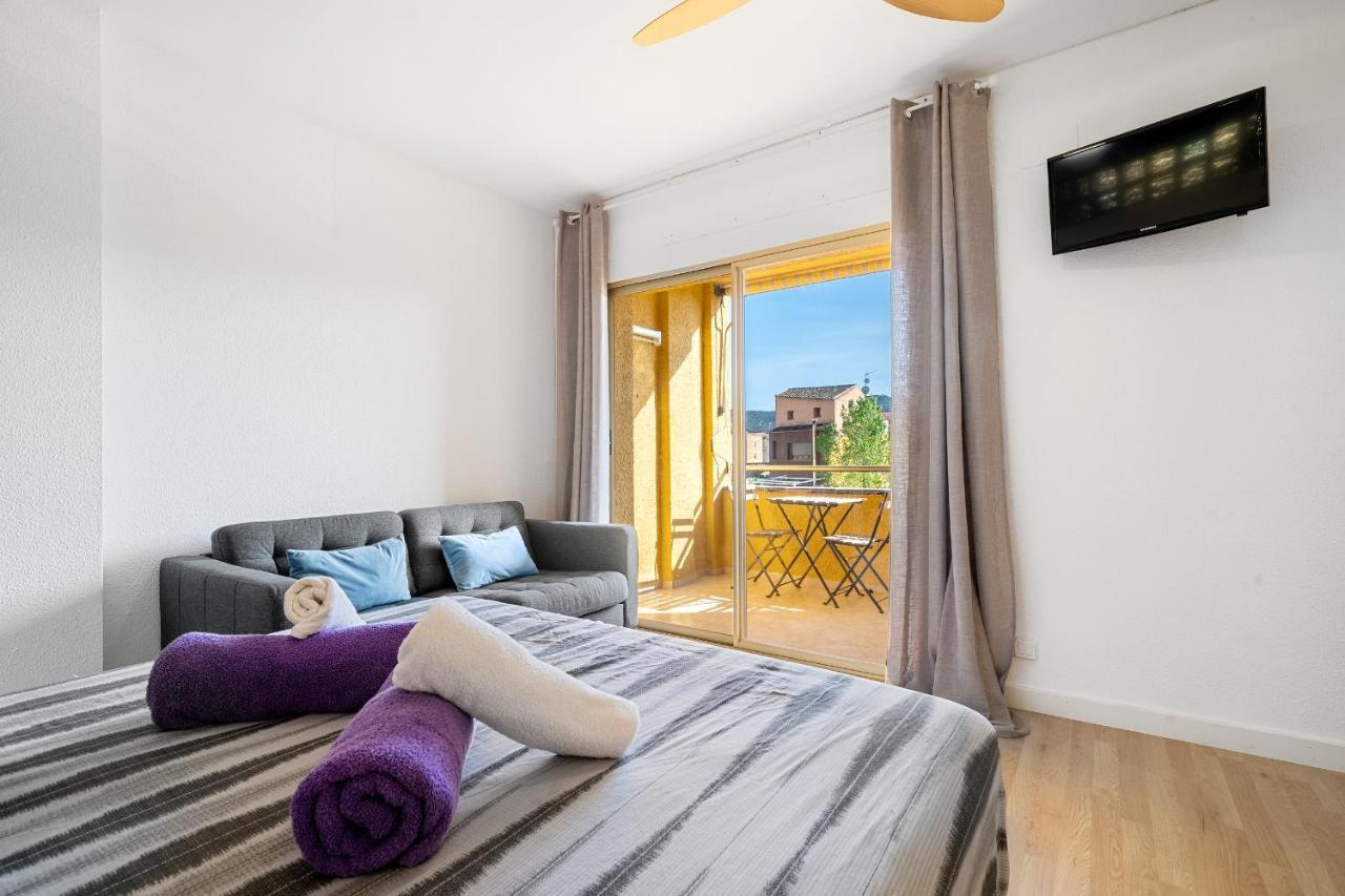Hauzify I Apartament Casals Санта-Кристина-де-Аро Экстерьер фото
